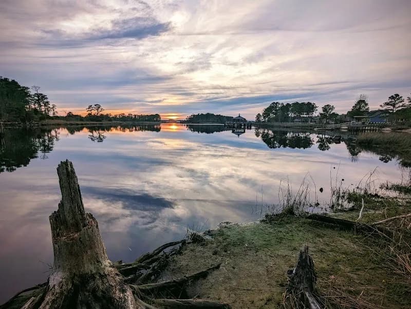 View of Great Bridge Lock Park in Chesapeake, VA