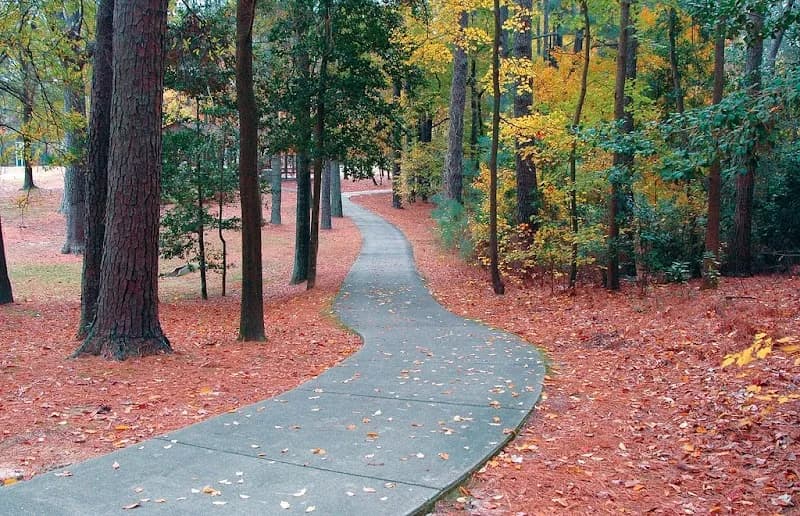 Great Neck Park & Indoor Pavilion park in Great Neck, VA