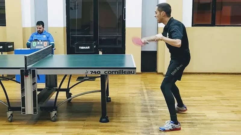 View of Grupo Recreativo Estrela do Bonfim in Bonfim, Porto