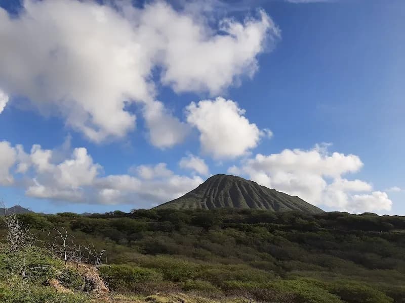View of Hanauma Bay in Oahu, HI