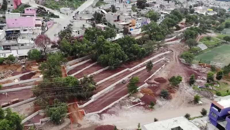 View of Hank Gonzalez Bicentennial Park in Ecatepec, Edomex