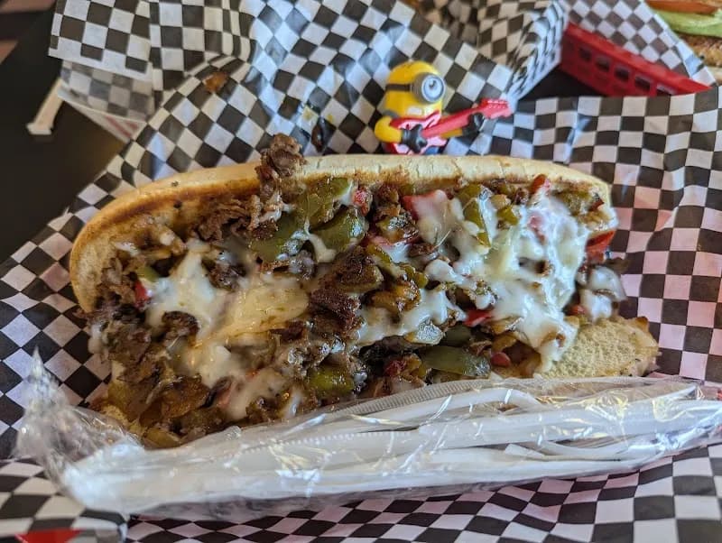 View of Happy Daz Diner in Hernando, MS