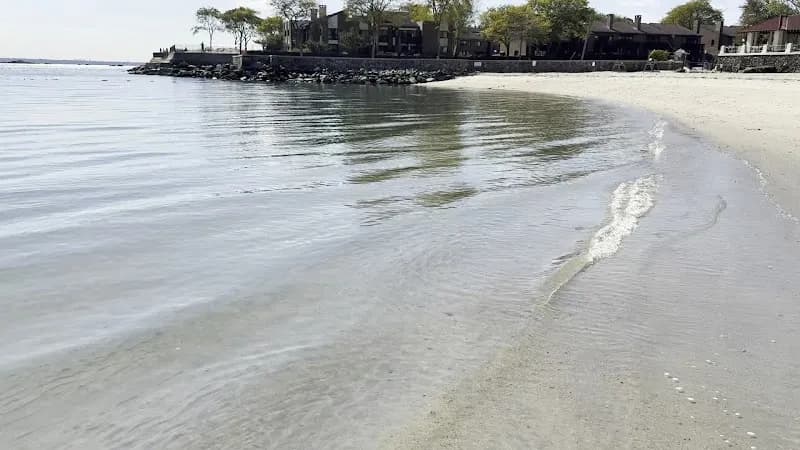 View of Hartsdale Canoe & Kayak in Scarsdale, NY