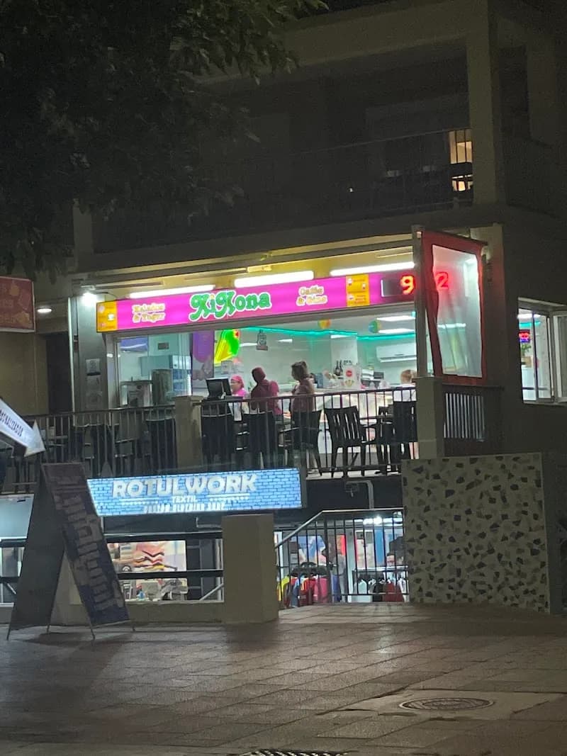 Heladería Casa Montaña ice cream in Gandia, V