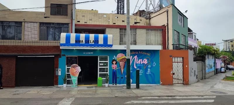 Heladería Mamá Castña ice cream in Pueblo Libre, Lima