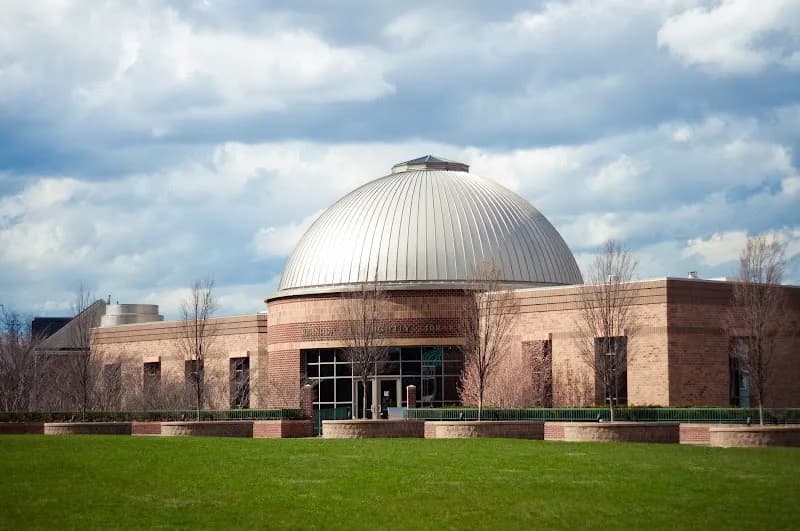 View of Herndon Fortnightly Library in Herndon, VA