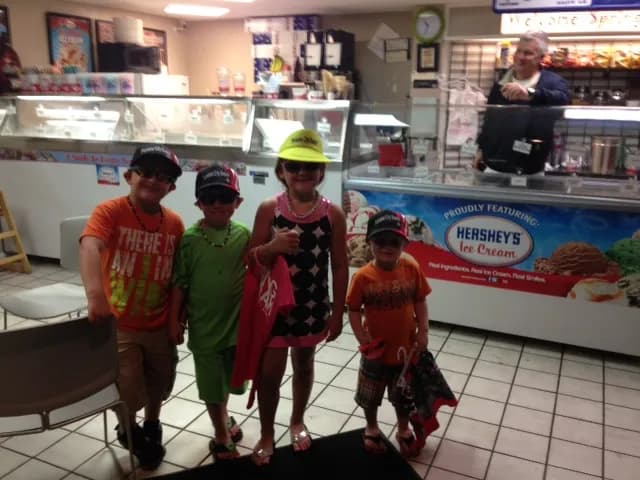 Hershey's Beach Ice Cream Shop Desserts in Panama City Beach, FL