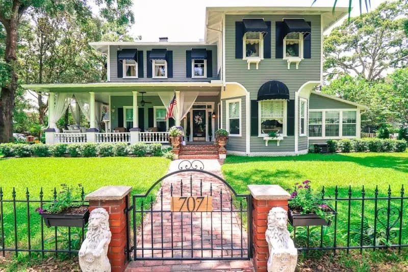 View of Historic Plant City Main Street in Plant City, FL