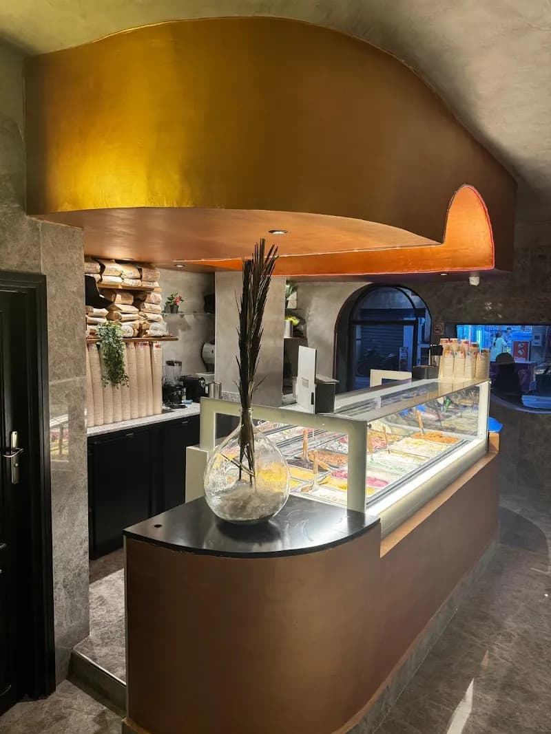 Hivernage Ice Cream Parlors ice cream in Hivernage, MS