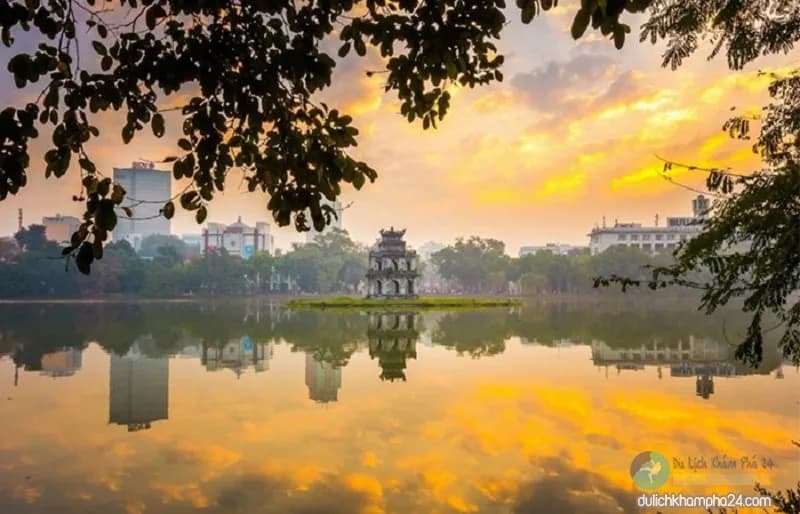 Hoàn Kiếm Lake lake in Hanoi, HN