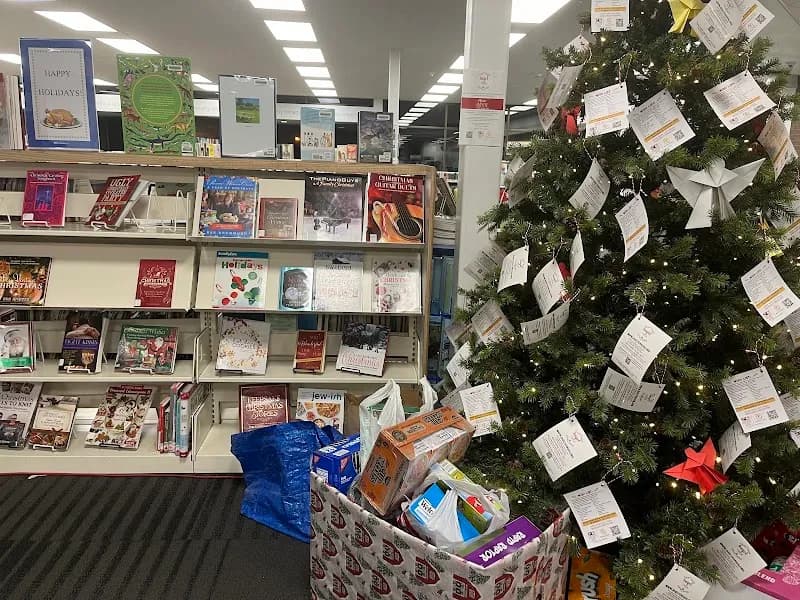 View of Holladay Library in Holladay, UT