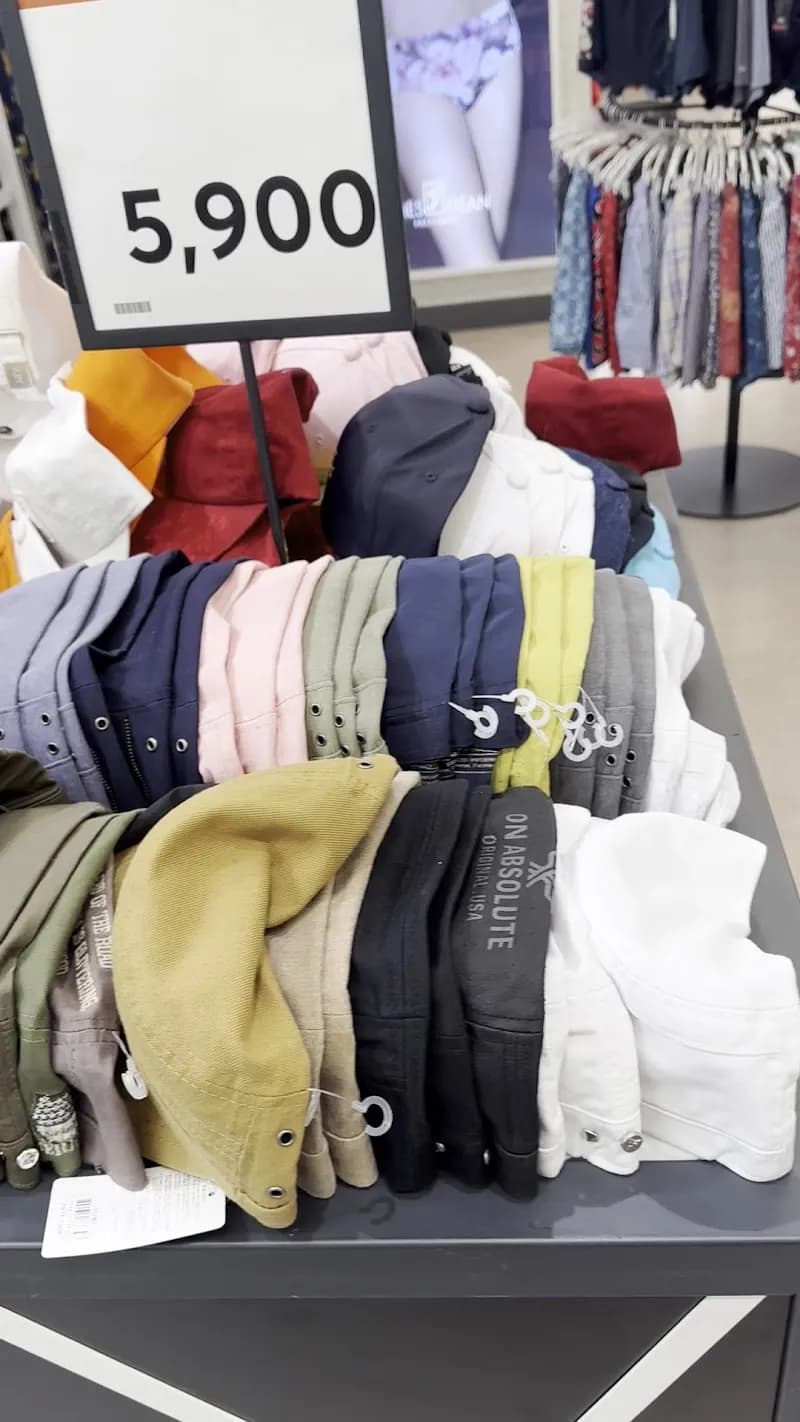 View of HOMEPLUS Incheon Songdo in Songdo, IC