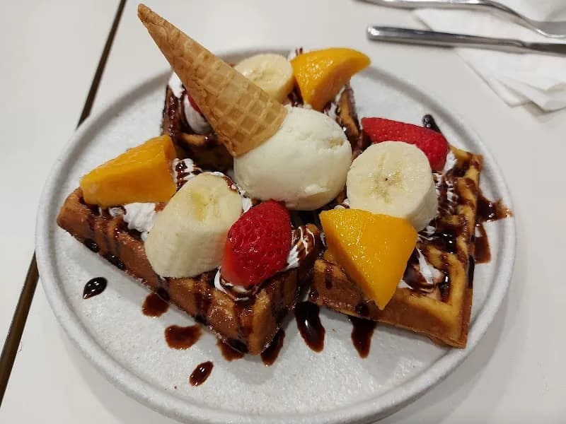View of Hua Sheng Dessert House in Tsuen Wan, HK