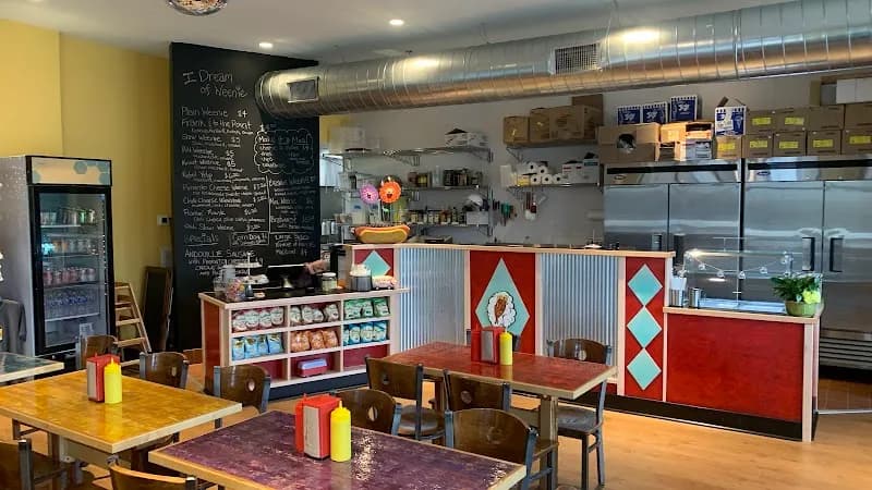 I Dream of Weenie Hot Dogs in East Nashville, TN