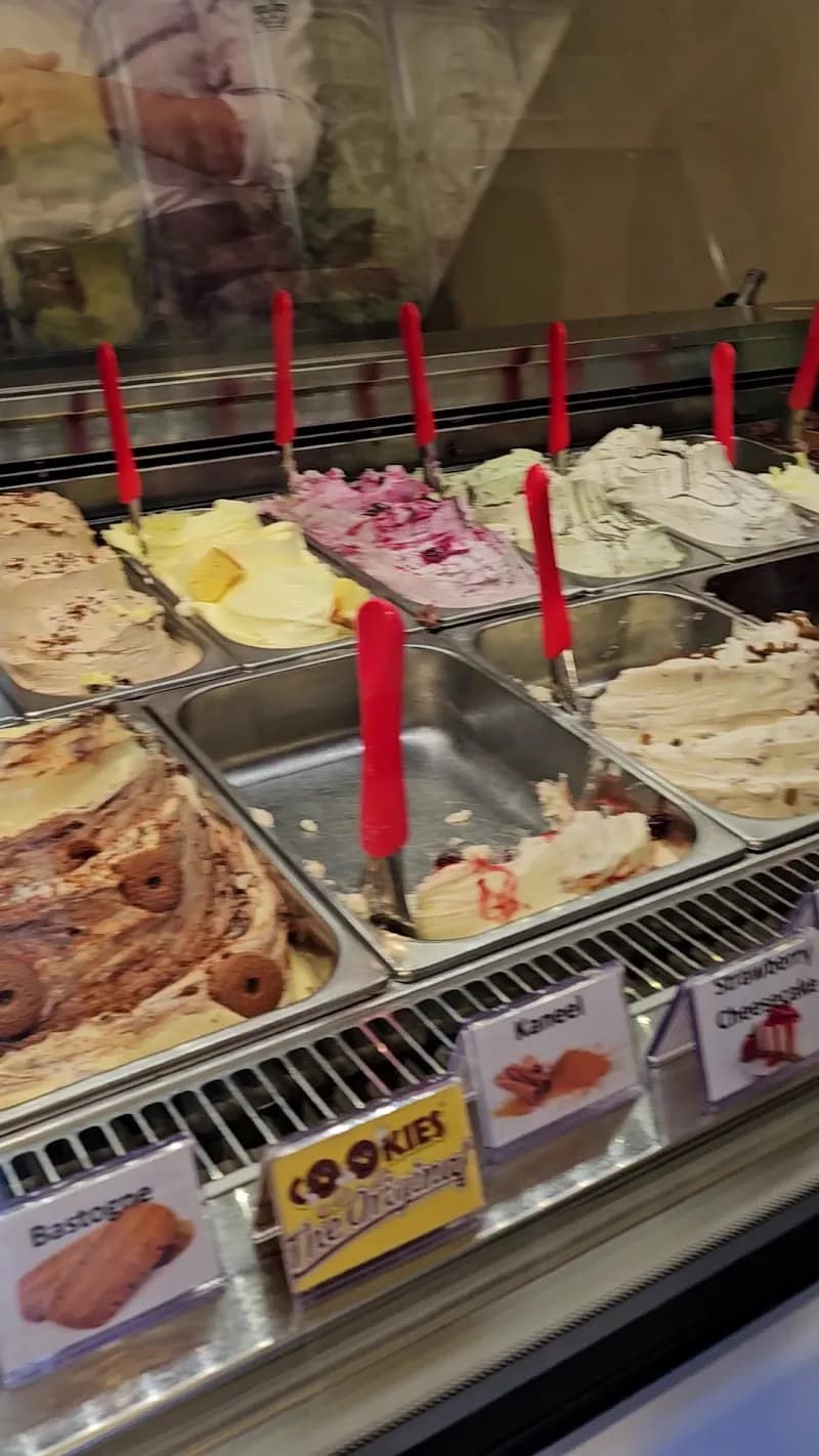 View of IJssalon De Smulpot in Uithoorn, NH