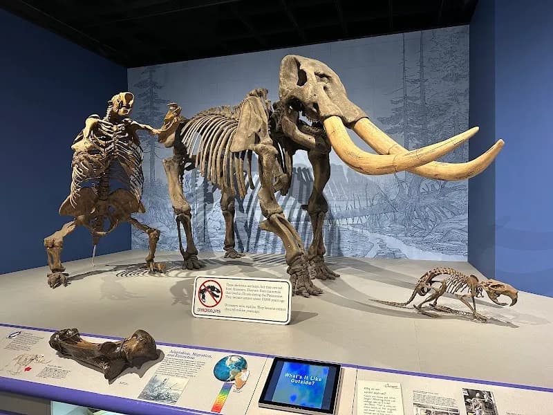 View of Illinois State Museum in Springfield, IL