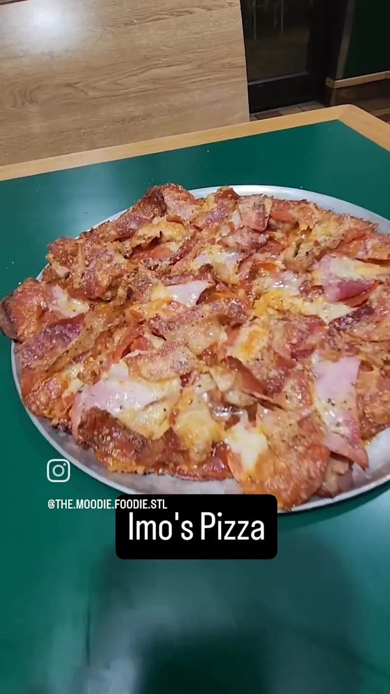 View of Imo's Pizza in St. Louis, MO