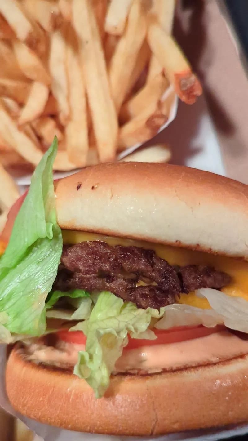 View of In-N-Out Burger in San Jose, CA