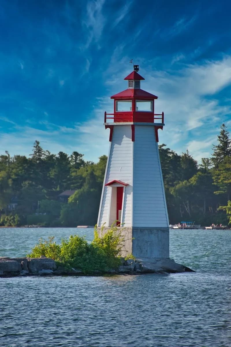 View of Jackson's Point Beach in Georgina, ON