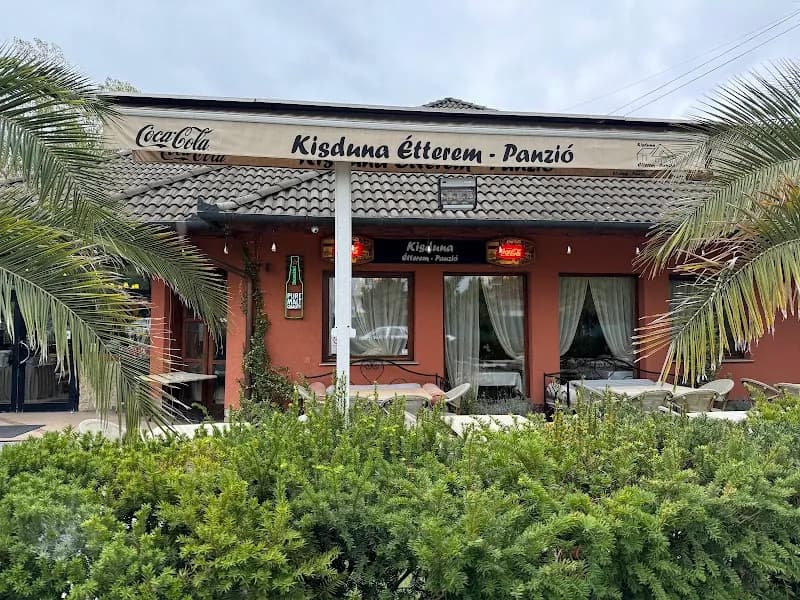 Kék Duna Étterem restaurant in Halásztelek, Budapest