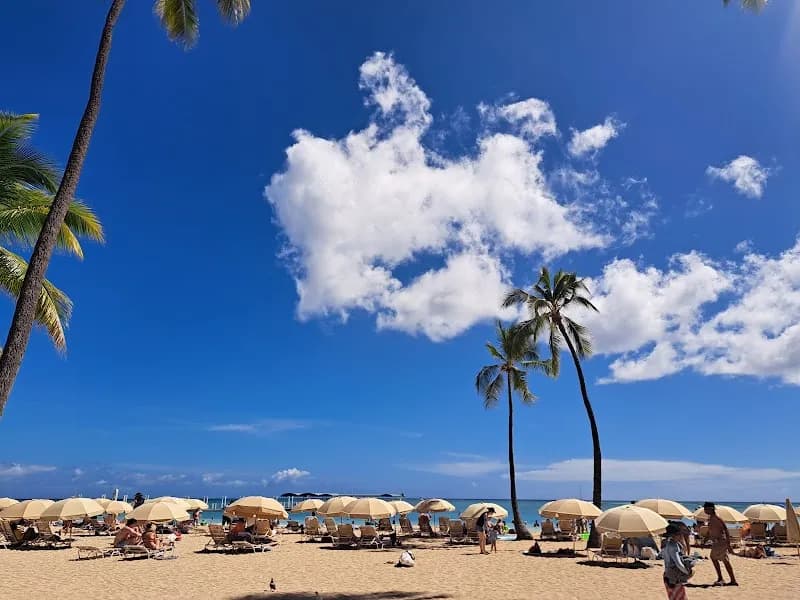 View of Kahanamoku Beach in Waikiki, HI