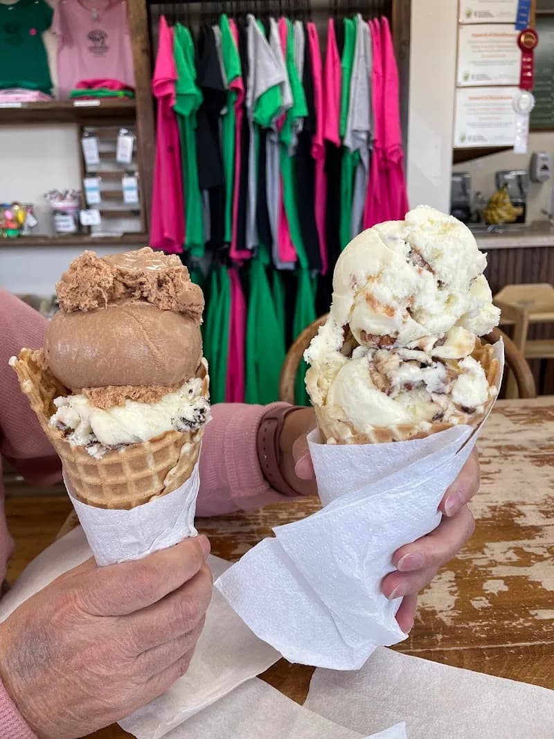 View of Kelley Country Creamery in Waukesha, WI