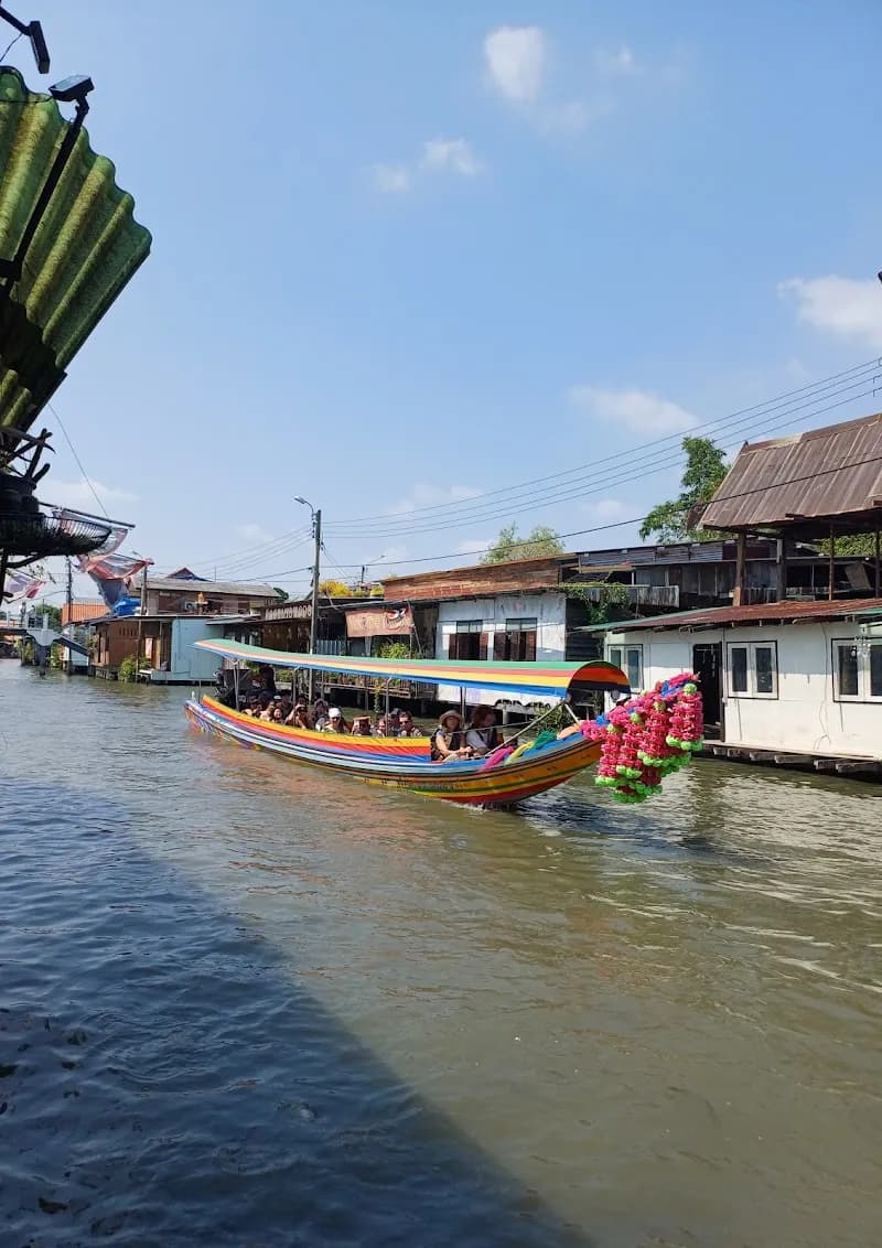 View of Khlong Bang Luang Market in Bang Na, BKK