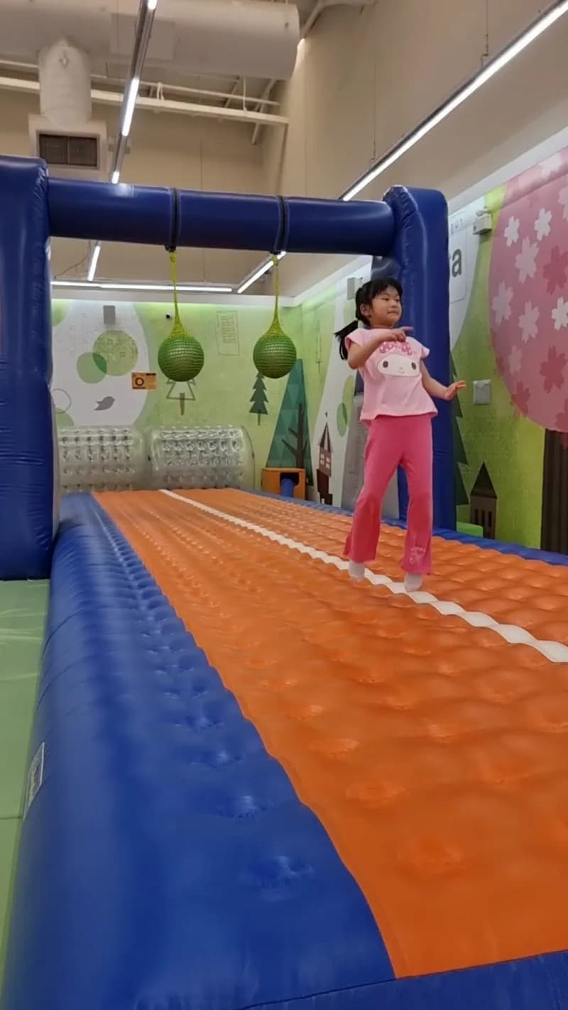 View of Kidzooona Lotus Laksi in Bang Khen, BKK