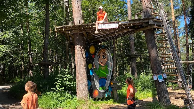 Kletterpark Waldbad Anif Salzburg adventure sports center in Salzburg, SBG