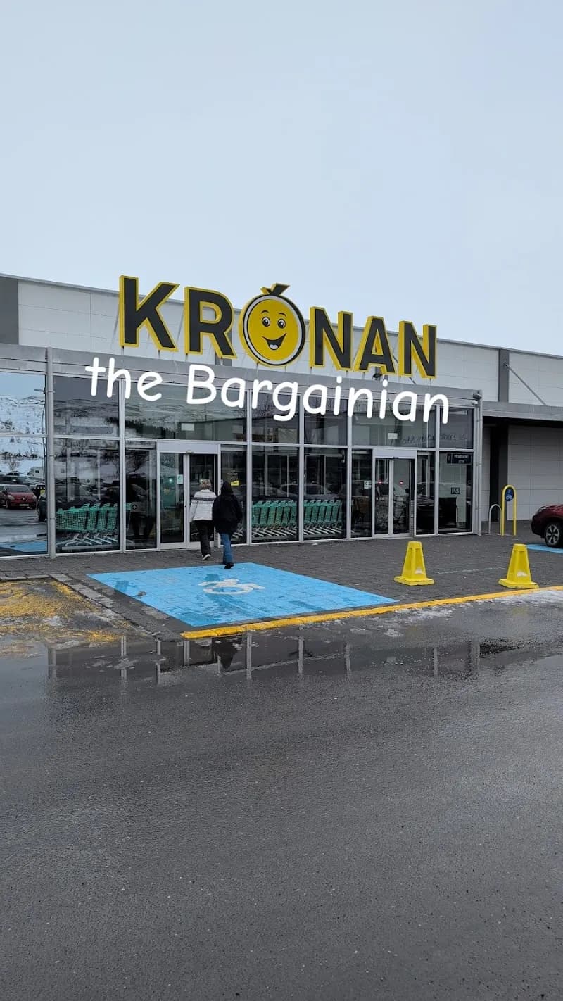 Krónan Mosfellsbæ discount supermarket in Mosfellsbær, CR