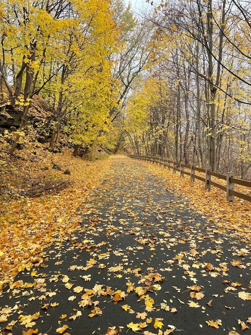 Lackawanna River Heritage Trail, 7th Avenue Trailhead hiking area in Scranton, PA