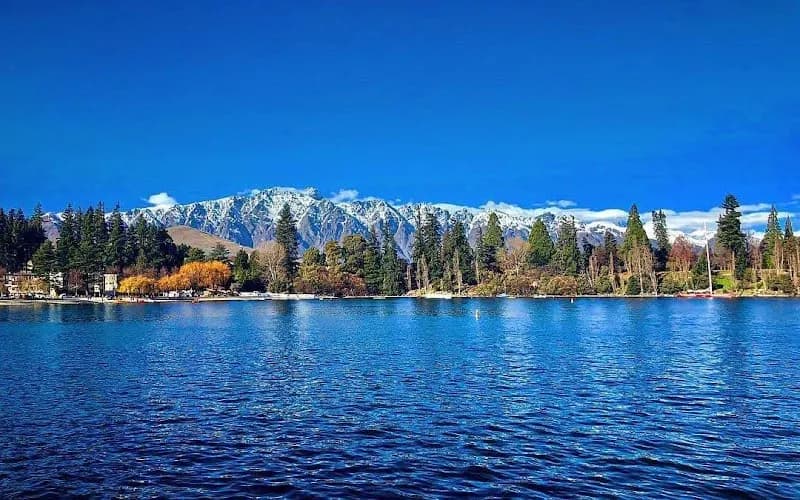 Lake Wakatipu lake in Queenstown, OTG