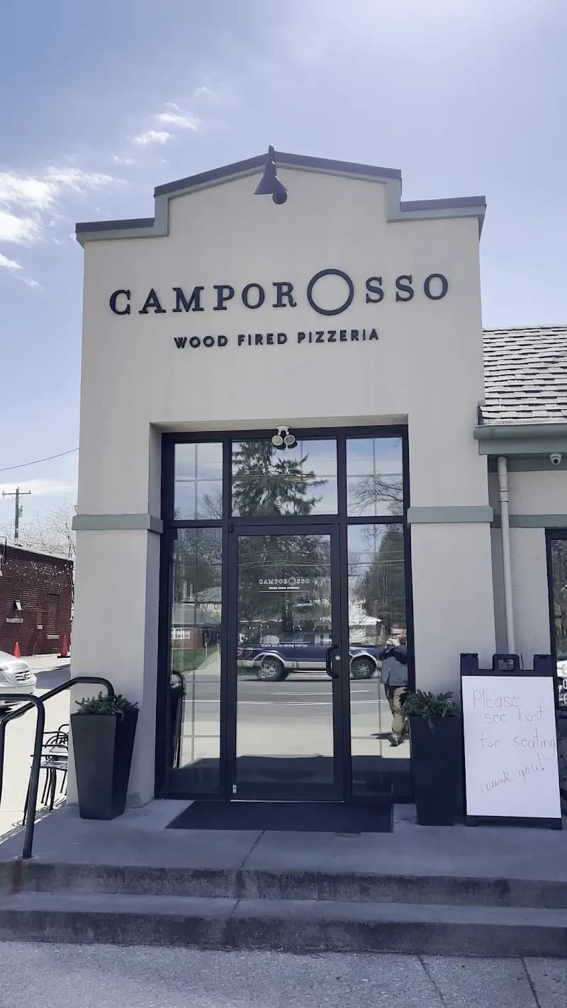 View of LaRosa's Pizzeria Fort Mitchell in Fort Mitchell, KY