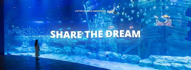 Lotte World Aquarium Hà Nội aquarium in Hanoi, HN