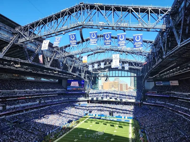 Lucas Oil Stadium stadium in Indianapolis, IN