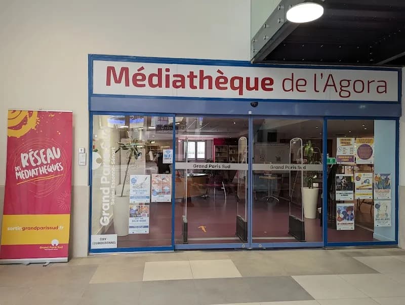 Médiathèque de l'Agora library in Evry, IDF