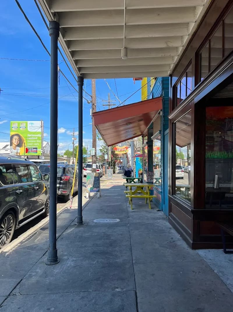 View of Magazine Street in Uptown, LA