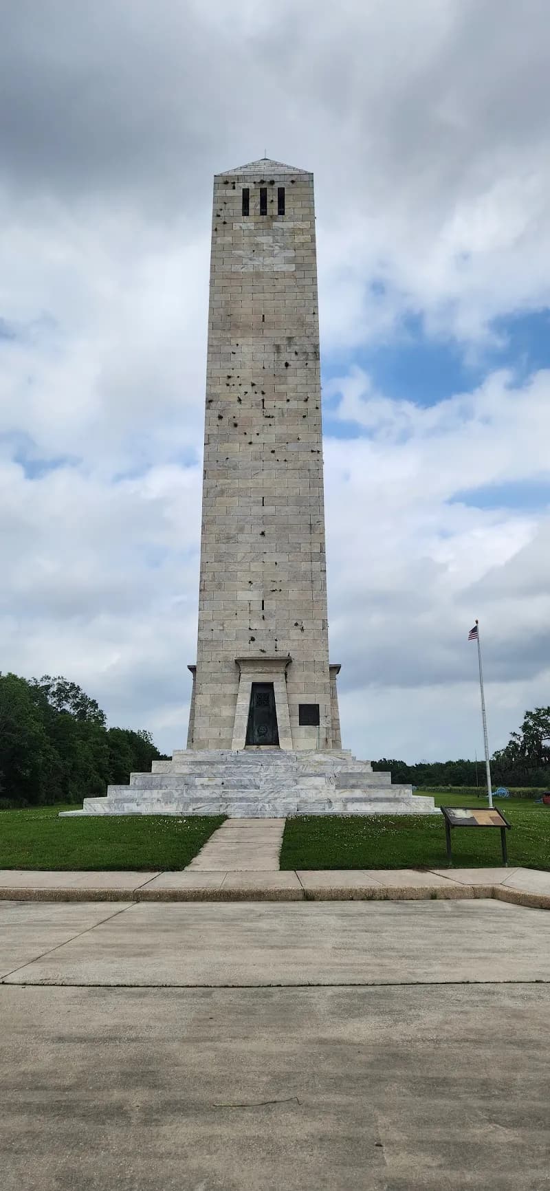 View of Malus-Beauregard House in Chalmette, LA