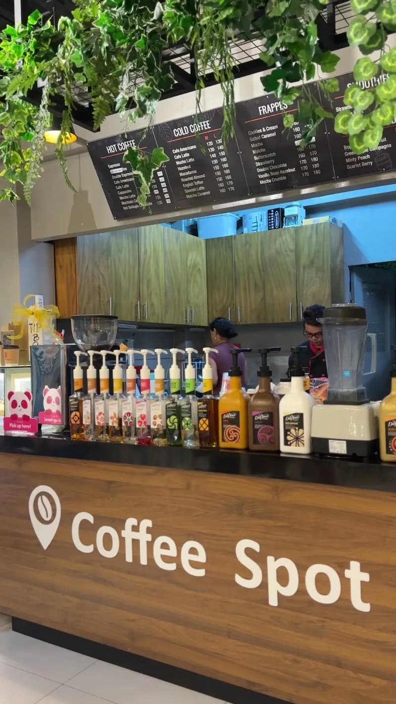 View of Mango Tango Juice Bar & Café in Consolacion, CV