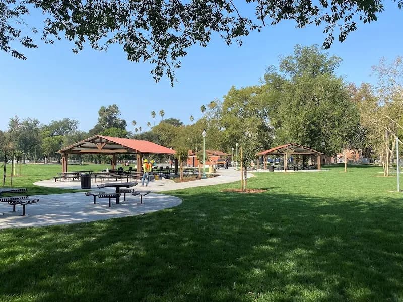 View of McKinley Park in East Sacramento, CA