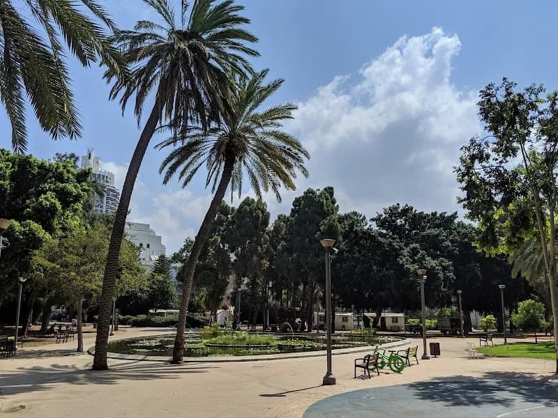 View of Meir Park in Sarona, TA
