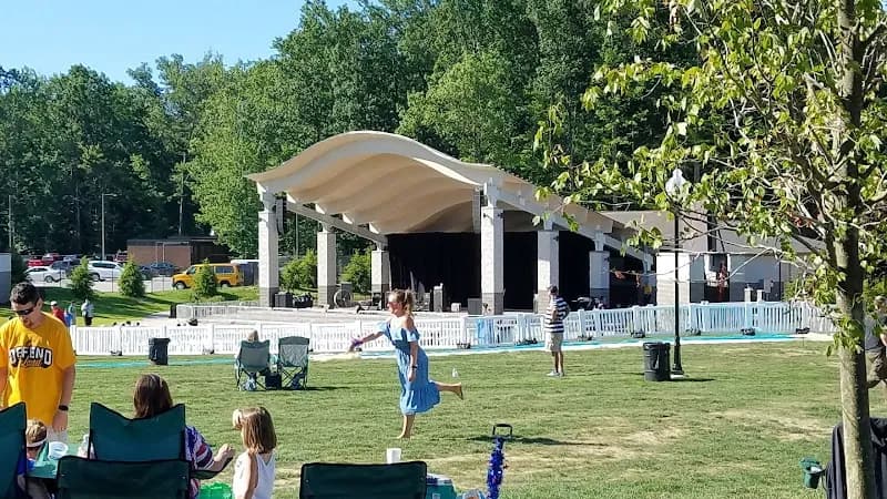 View of Mentor Ice Arena in Mentor, OH
