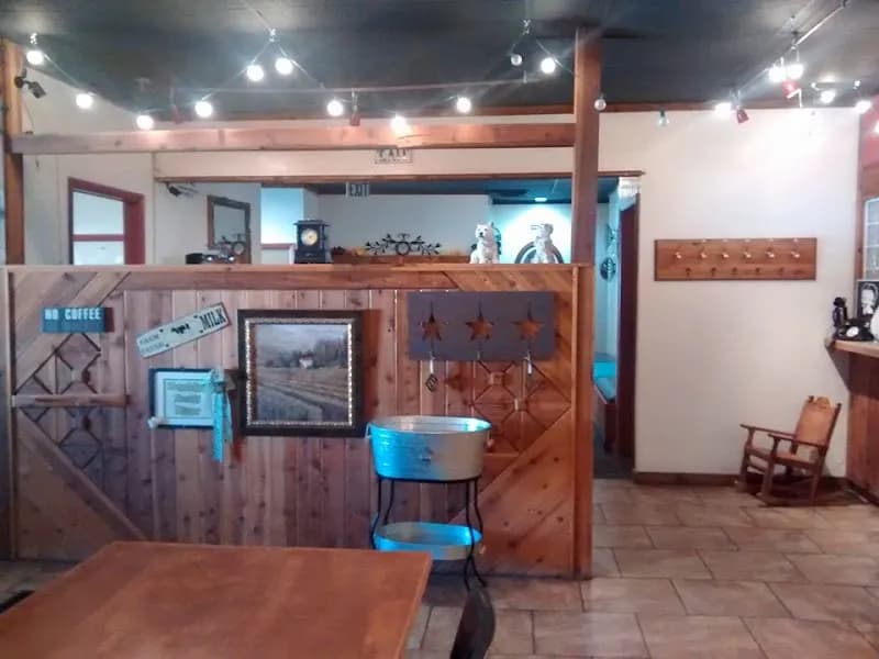 Mimo's Drive-In restaurant in Bountiful, UT