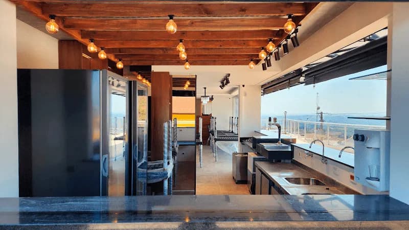 Mirante Itapecerica restaurant in Itapecerica da Serra, SP