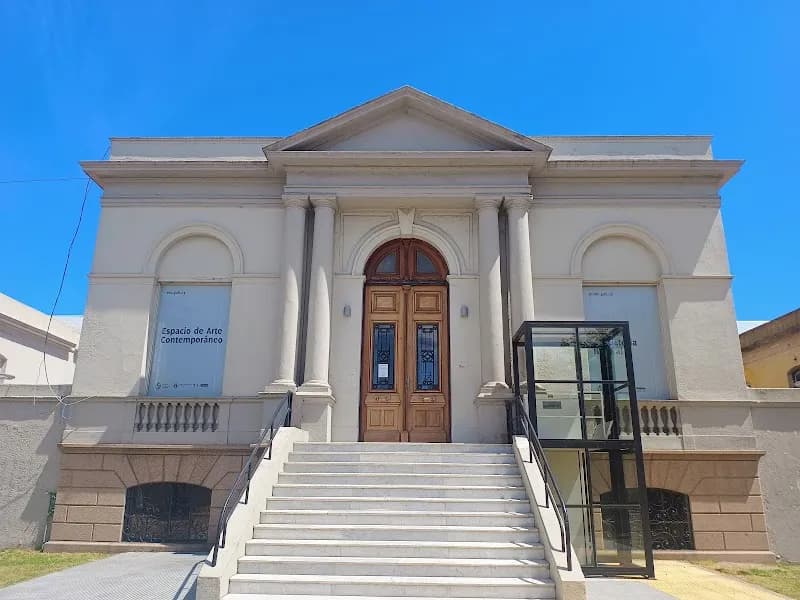 National Museum of Natural History museum in Montevideo, MO