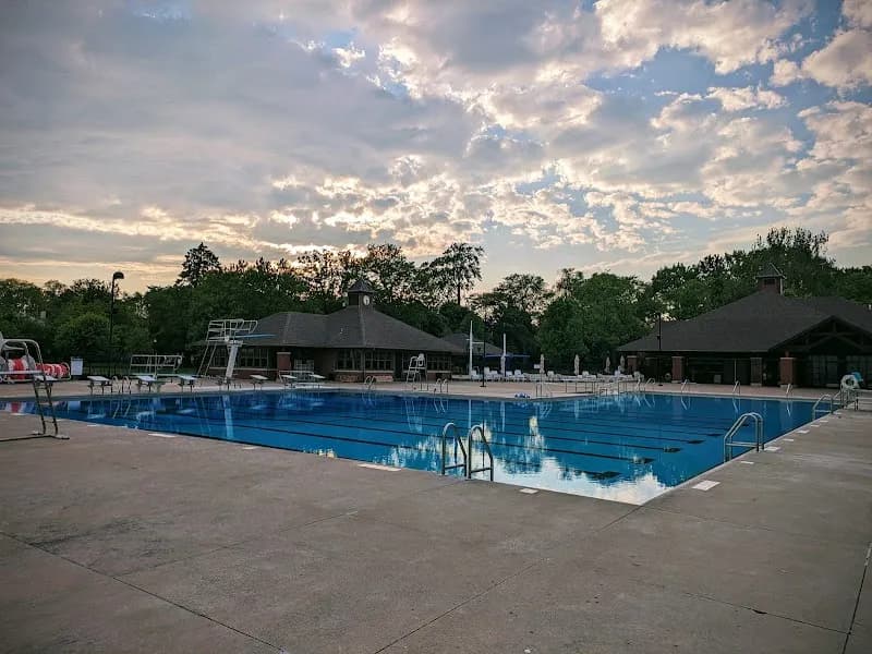 Neff Park park in Grosse Pointe, MI