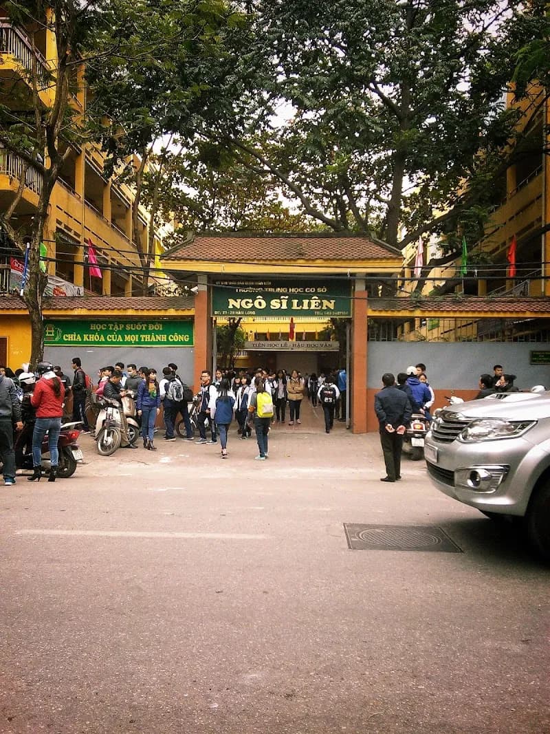 View of Ngô Sĩ Liên Park in Hoàn Kiếm, HN
