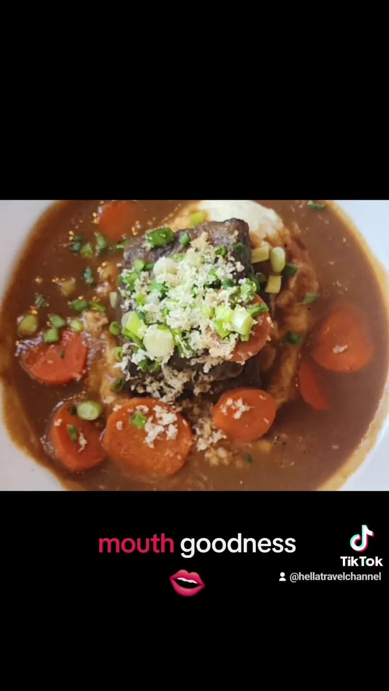 View of Nick's Seafood Restaurant in Pacifica, CA