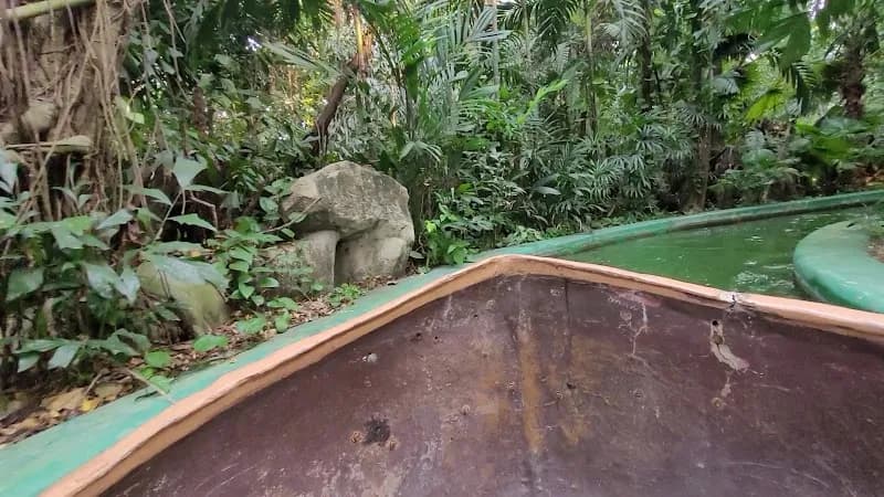 View of Nonthaburi Zoo (Khlong Luang) in Nonthaburi, BKK