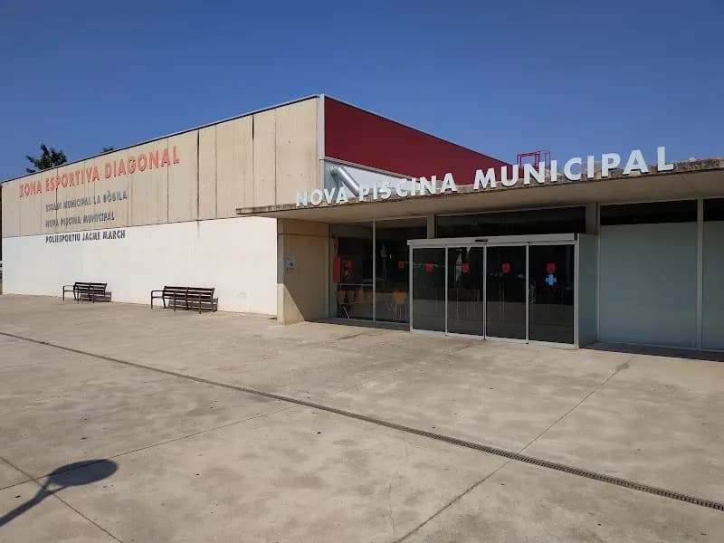 Nova Piscina Municipal swimming pool in Gavà, CT